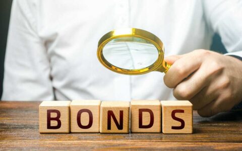 Why Buy Bonds Now? Exploring the Benefits in Today’s Market