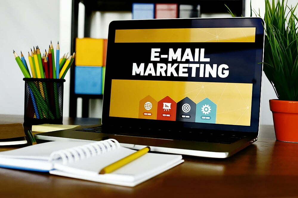 The First Impression Counts: Crafting the Perfect Sign-up Forms and Welcome Emails for Email Marketing Success