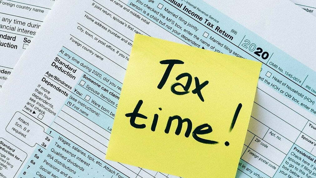 5 Tax Benefits to Capture by Starting Early: From Getting a Refund Sooner to Beating Scammers