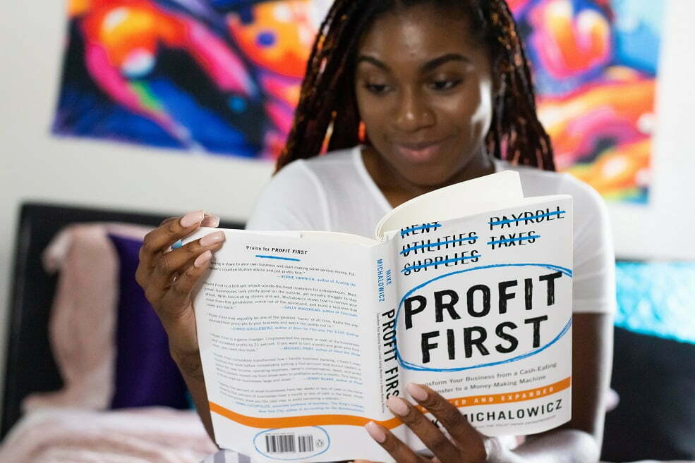 The Top 10 Must-Read Personal Finance Books on Amazon