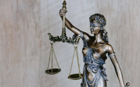 Navigating the Legal Landscape: 10 Common Legal Mistakes Landlords Must Avoid