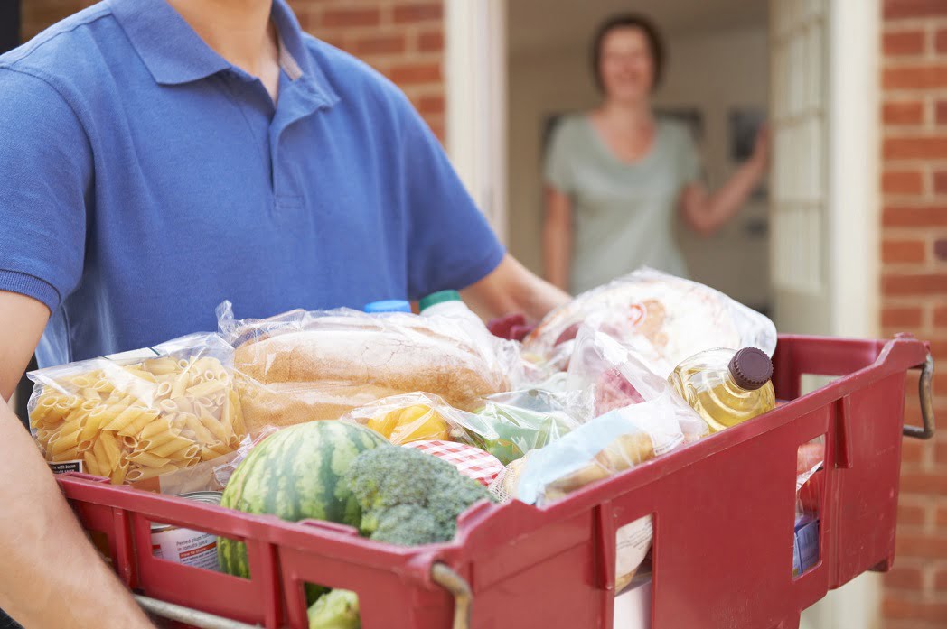 Making Money From Home: A Guide To Delivering Groceries, Take-Out and Other Essentials Using Platforms Like Uber Eats, Instacart and DoorDash