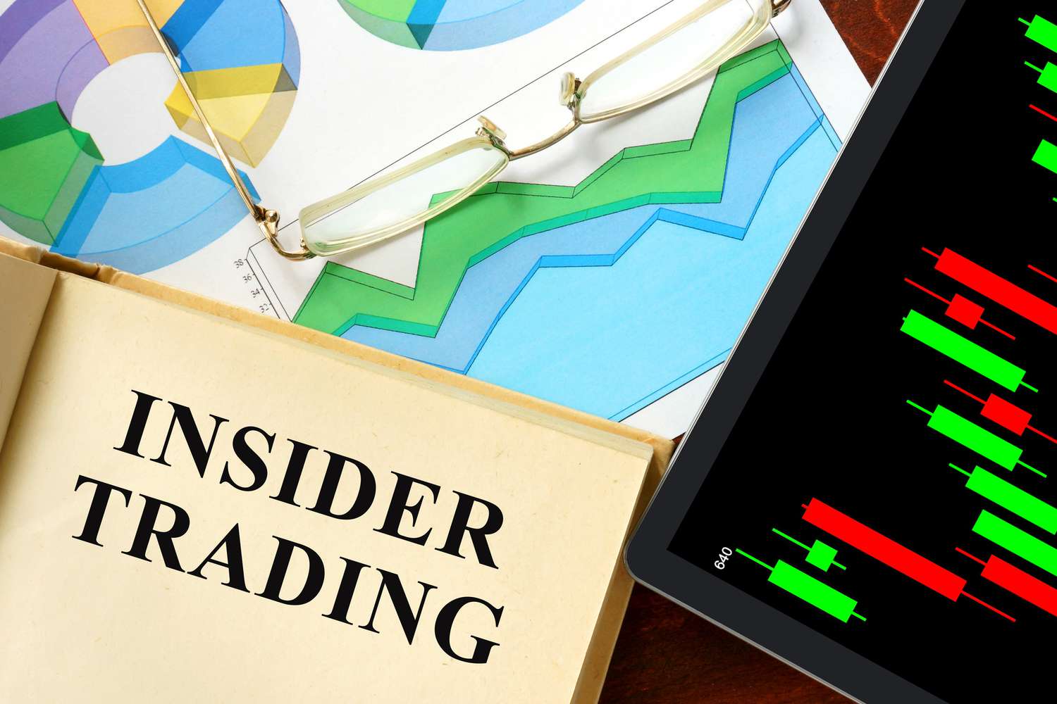 Navigating the World of Insider Trading: Top Free Trackers and Strategies for Investors