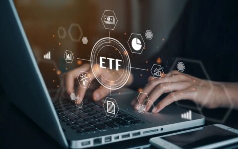 Seizing Investment Opportunities in AI and Technology: Top 5 Technology ETFs