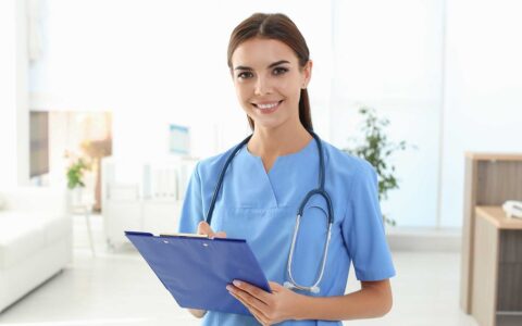 Stepping into Healthcare: The Path to Becoming a Medical Assistant